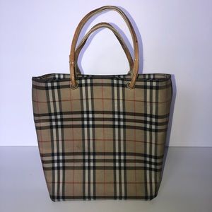 Burberry baby tote